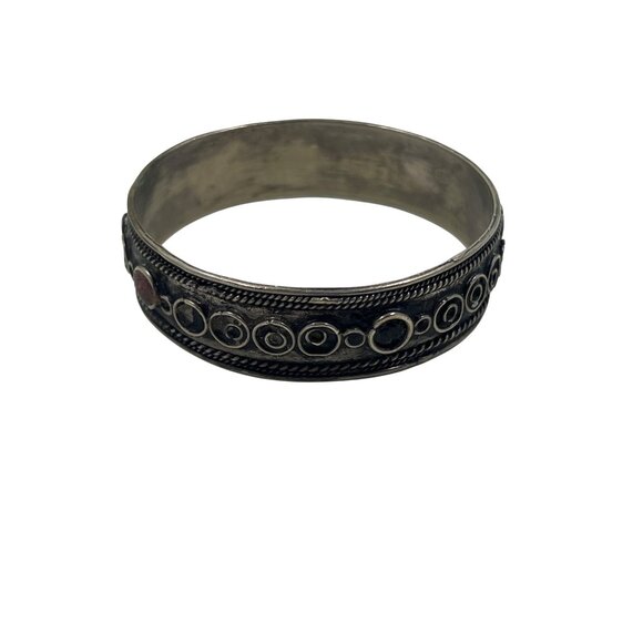 Vintage bronze cuff bracelet tracery with ornament - Picture 5 of 7